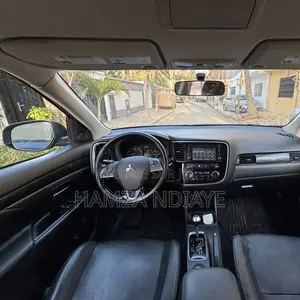 Mitsubishi Outlander 2016 Bleu