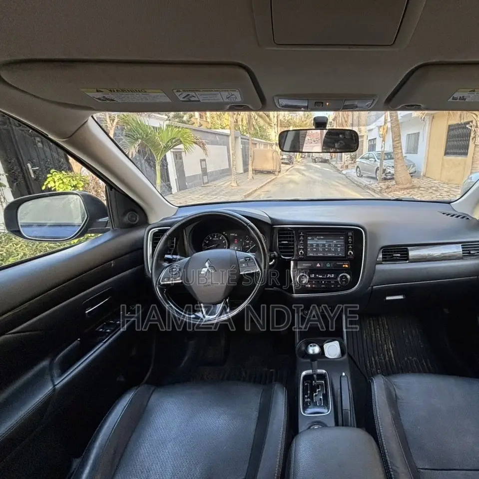 Mitsubishi Outlander 2016 Bleu