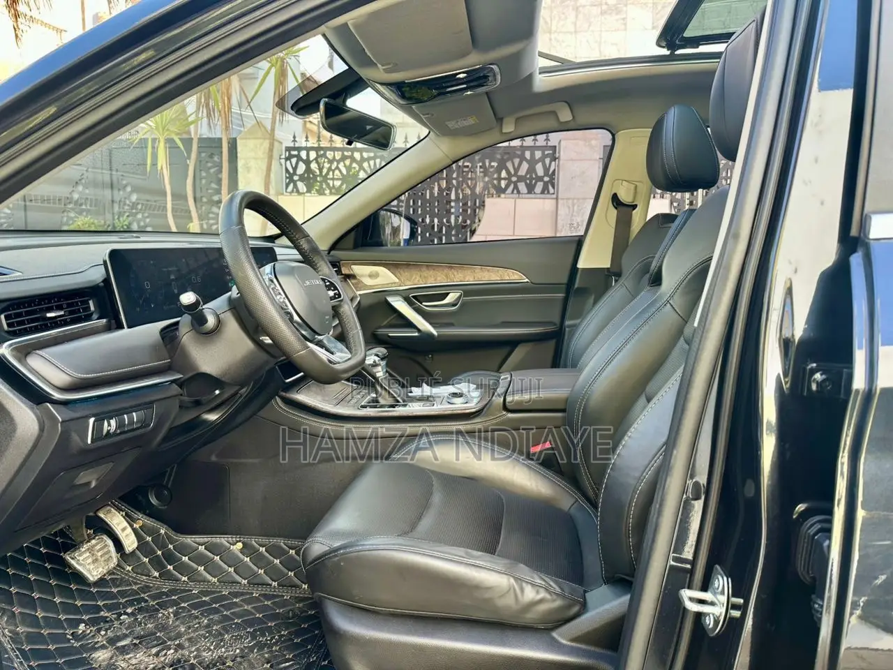 Jetour X70 Plus 2021 Noir