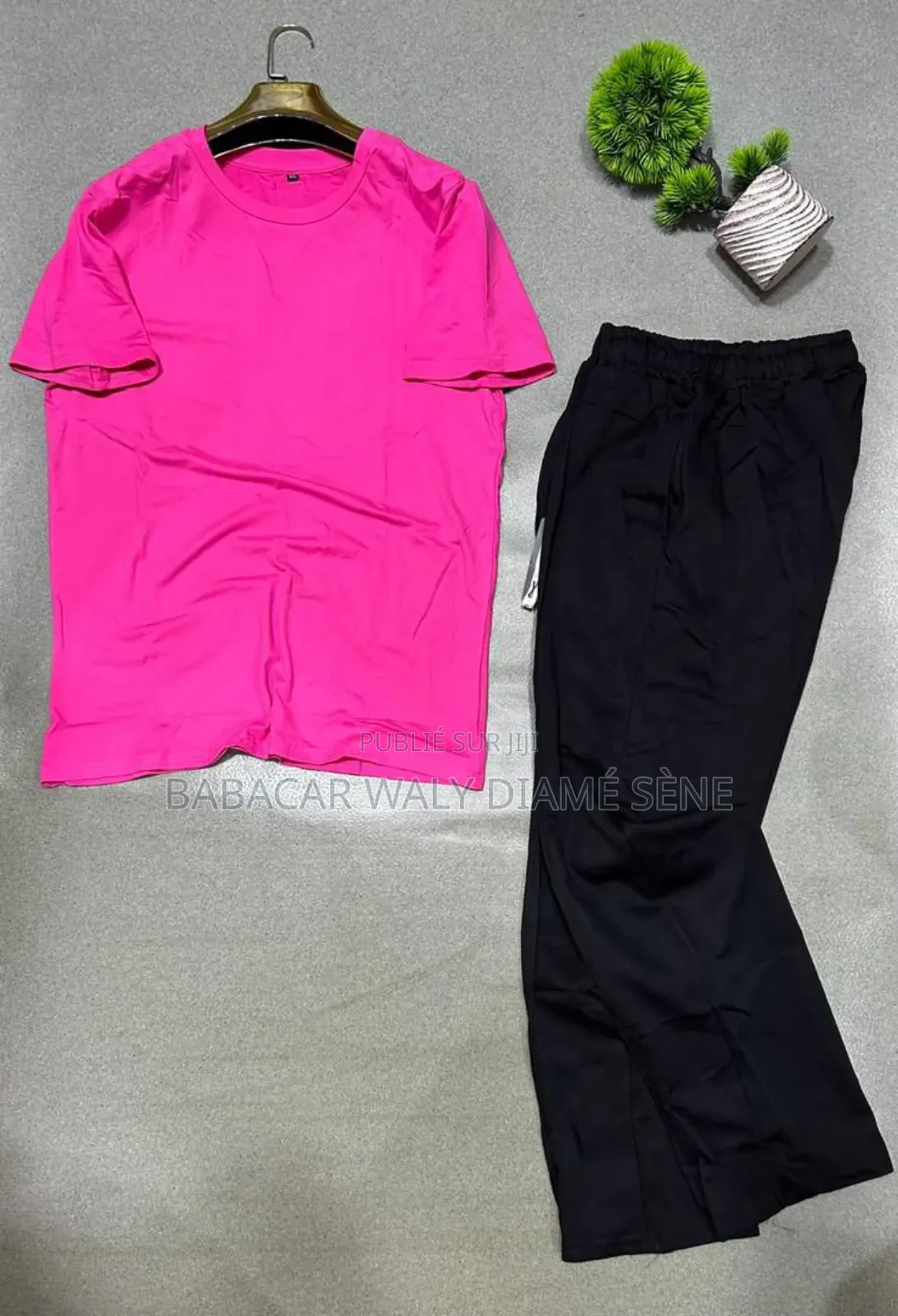 Ensemble T-Shirt + Pantalon Large Tendance