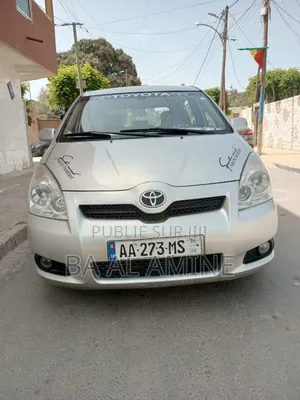Toyota Verso 2.0 2009 Gris