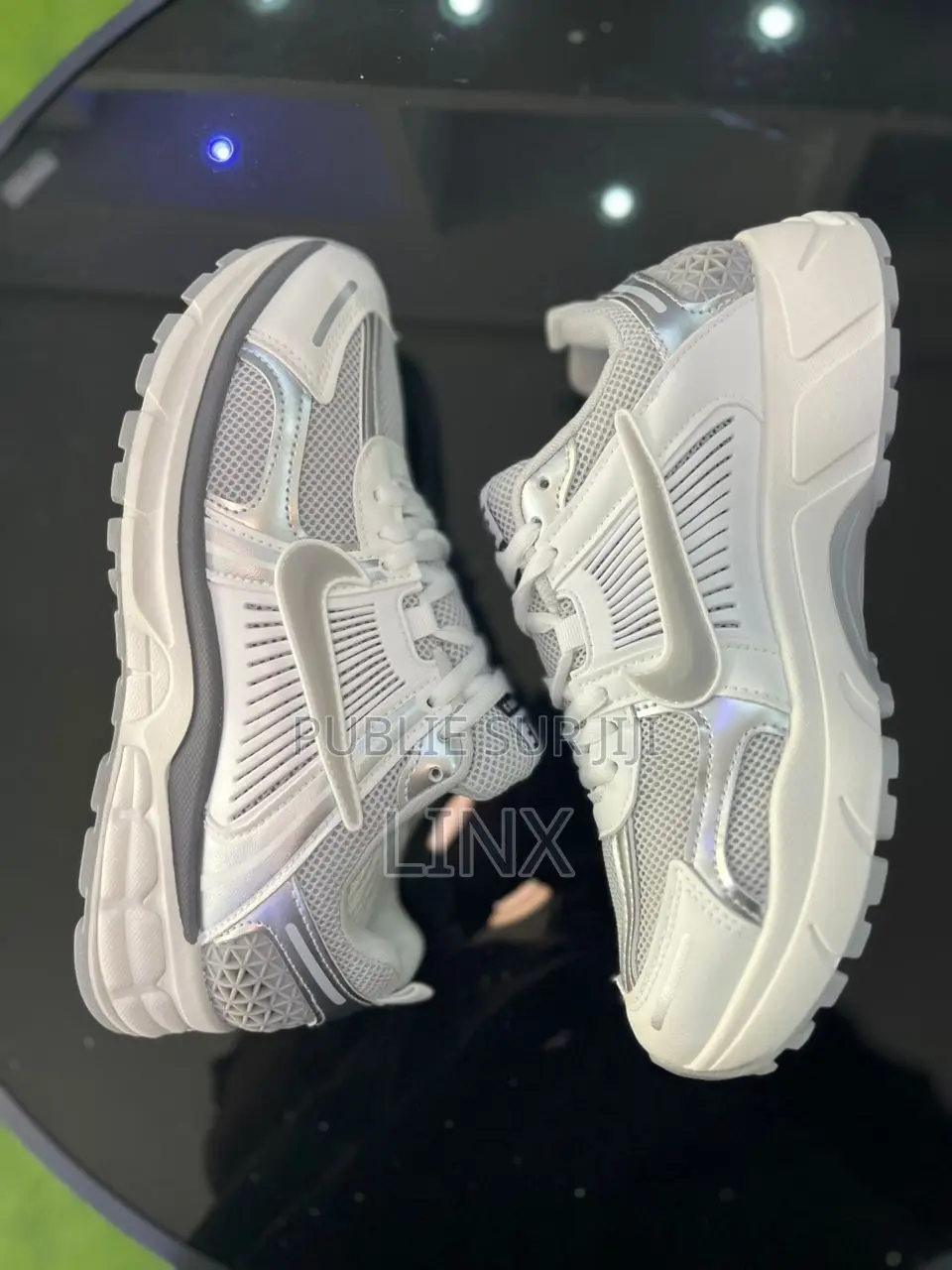 Nike Vomero 5 Disponible