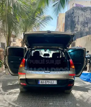 Peugeot 3008 2011 Bleu