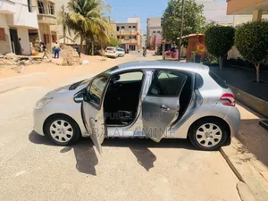 Peugeot 208 2014 Gris