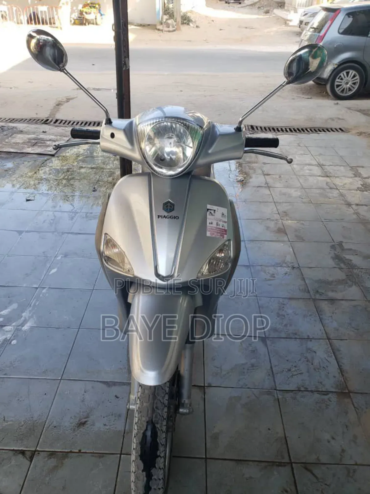 Nouveau Piaggio Trotinette 2018 Gris