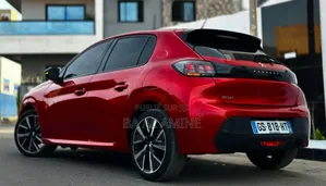 Peugeot 208 2023 Rouge