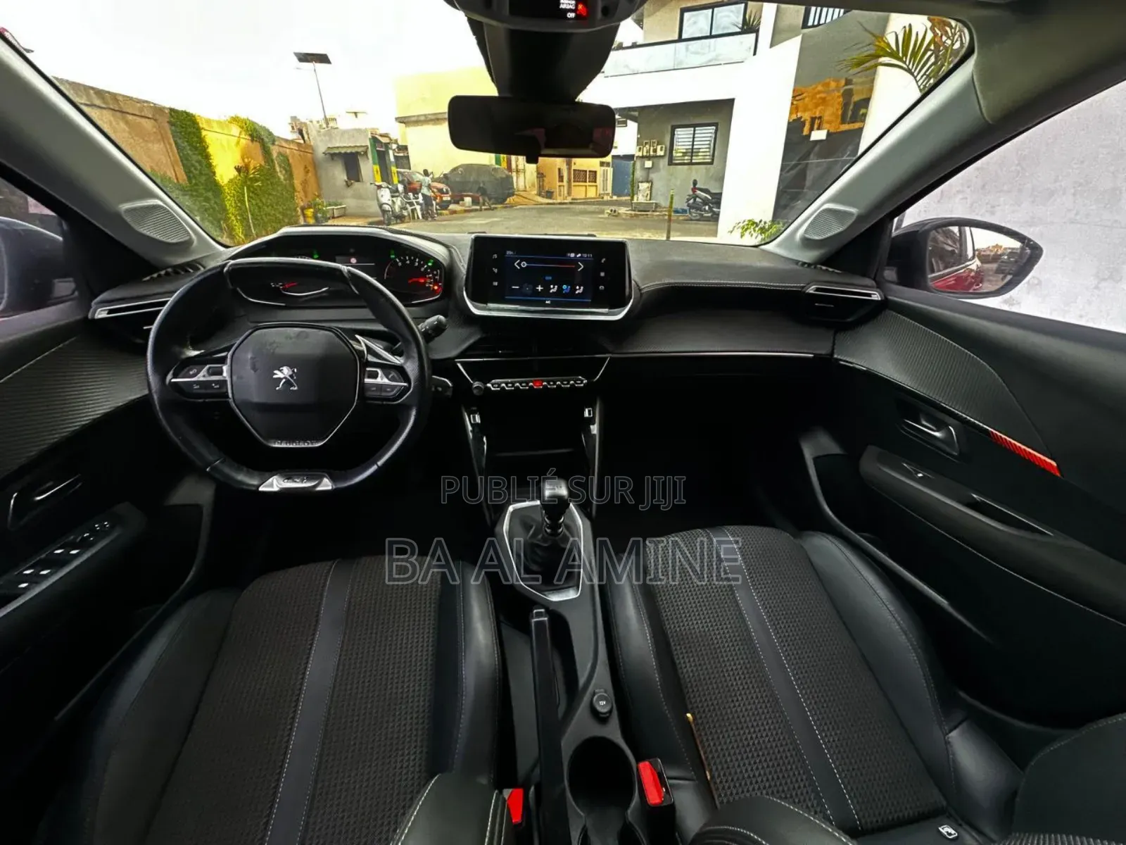 Peugeot 208 2023 Rouge