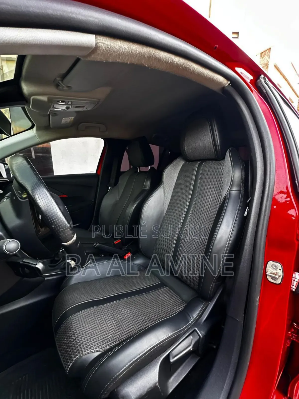 Peugeot 208 2023 Rouge