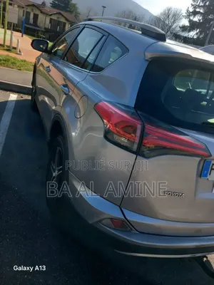 Toyota RAV4 LE 4dr SUV AWD (2.5L 4cyl 6A) 2015 Gris