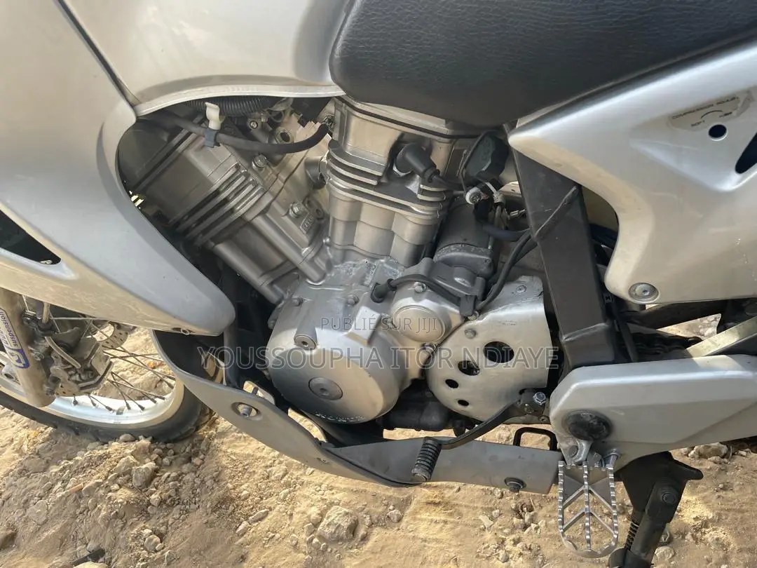 Nouveau Honda Transalp XL600V 2007 Gris