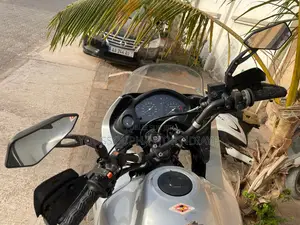 Nouveau Honda Transalp XL600V 2007 Gris