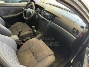 Toyota Corolla L 4dr Sedan (1.8L 4cyl 4A) 2014 Gris