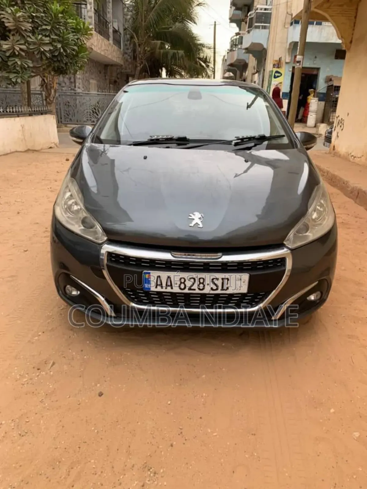 Peugeot 208 2015 Gris