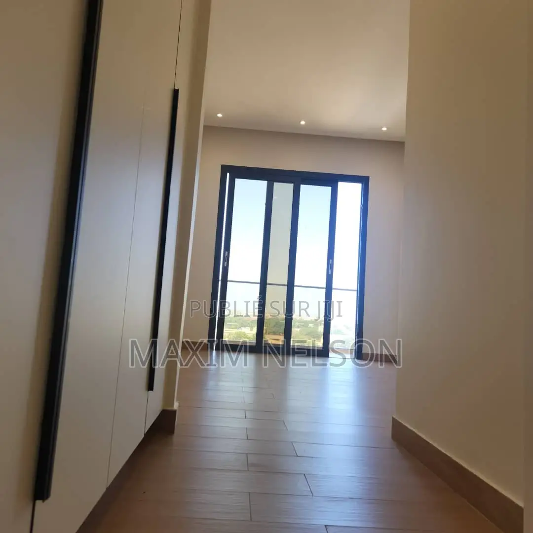 3chbre Appartement dans Mermoz Sacré-Cœur à Louer