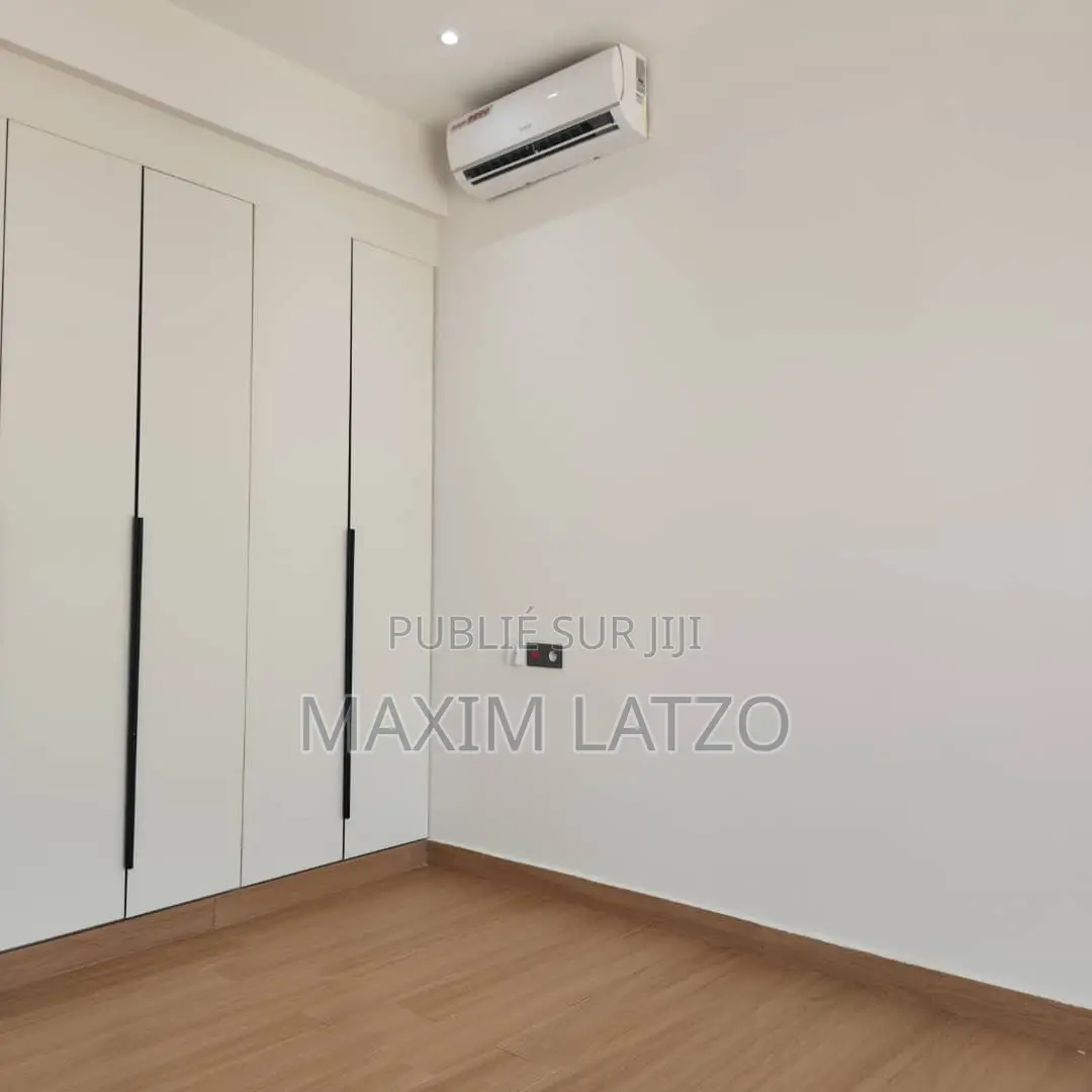 3chbre Appartement dans Mermoz Sacré-Cœur à Louer