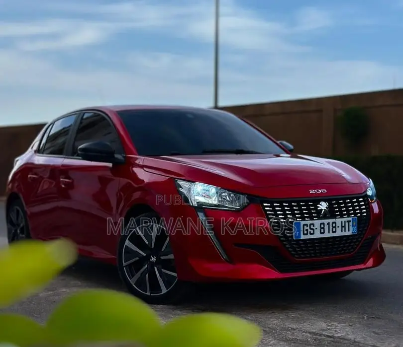 Peugeot 208 2023 Rouge