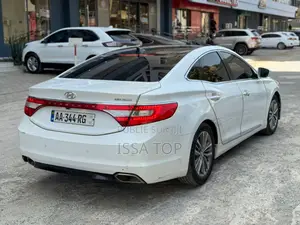 Hyundai Grandeur 2015 Blanc