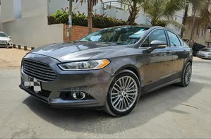 Ford Fusion 2016 Gris