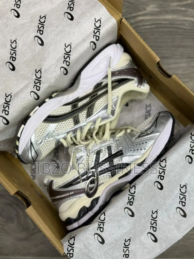 Asics Kayano 14