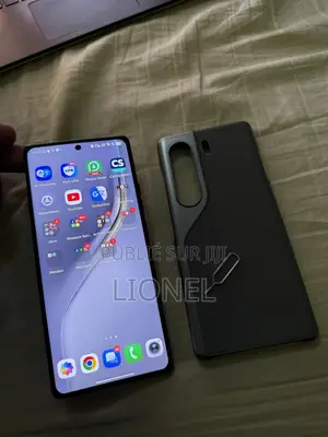 Nouveau Tecno Camon 40 Pro 4G 256 GB Gris