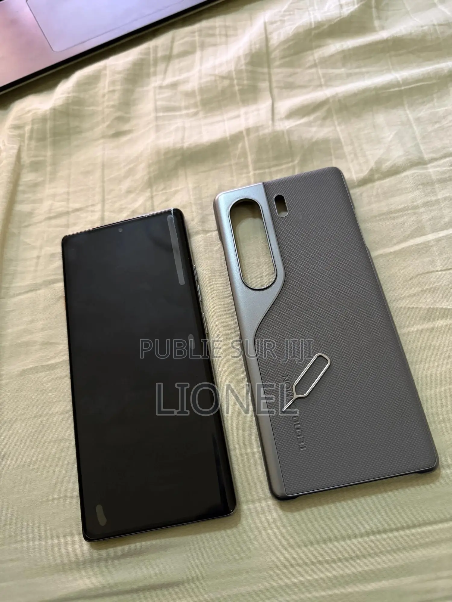 Nouveau Tecno Camon 40 Pro 4G 256 GB Gris