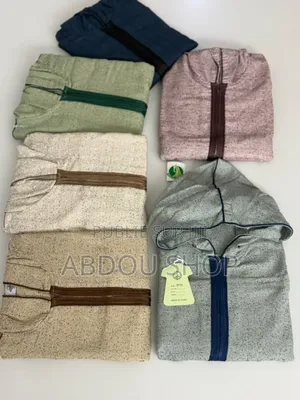 Abaya Avec Capuchon Original Disponible