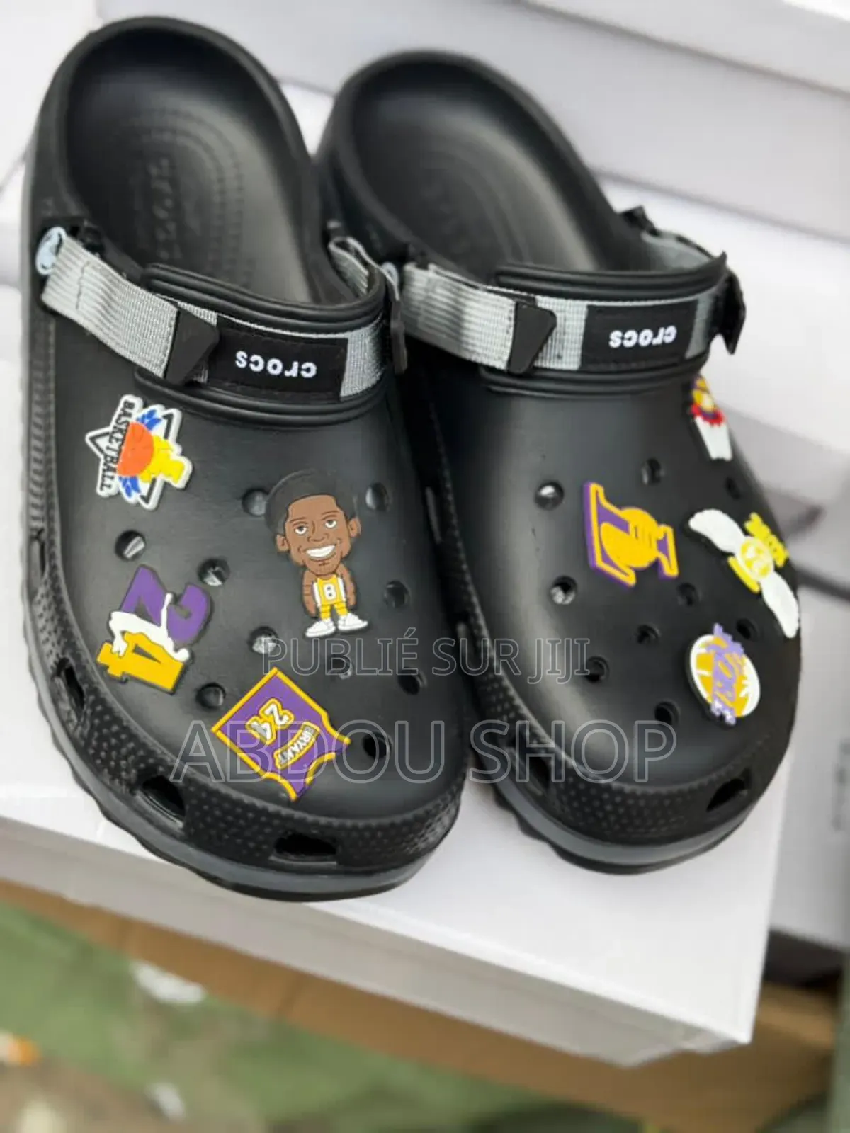 Crocs Avec Emojis 2 Thon Disponible