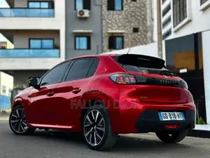Peugeot 208 2023 Rouge
