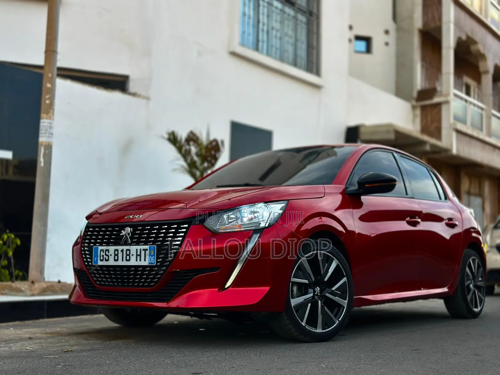 Peugeot 208 2023 Rouge