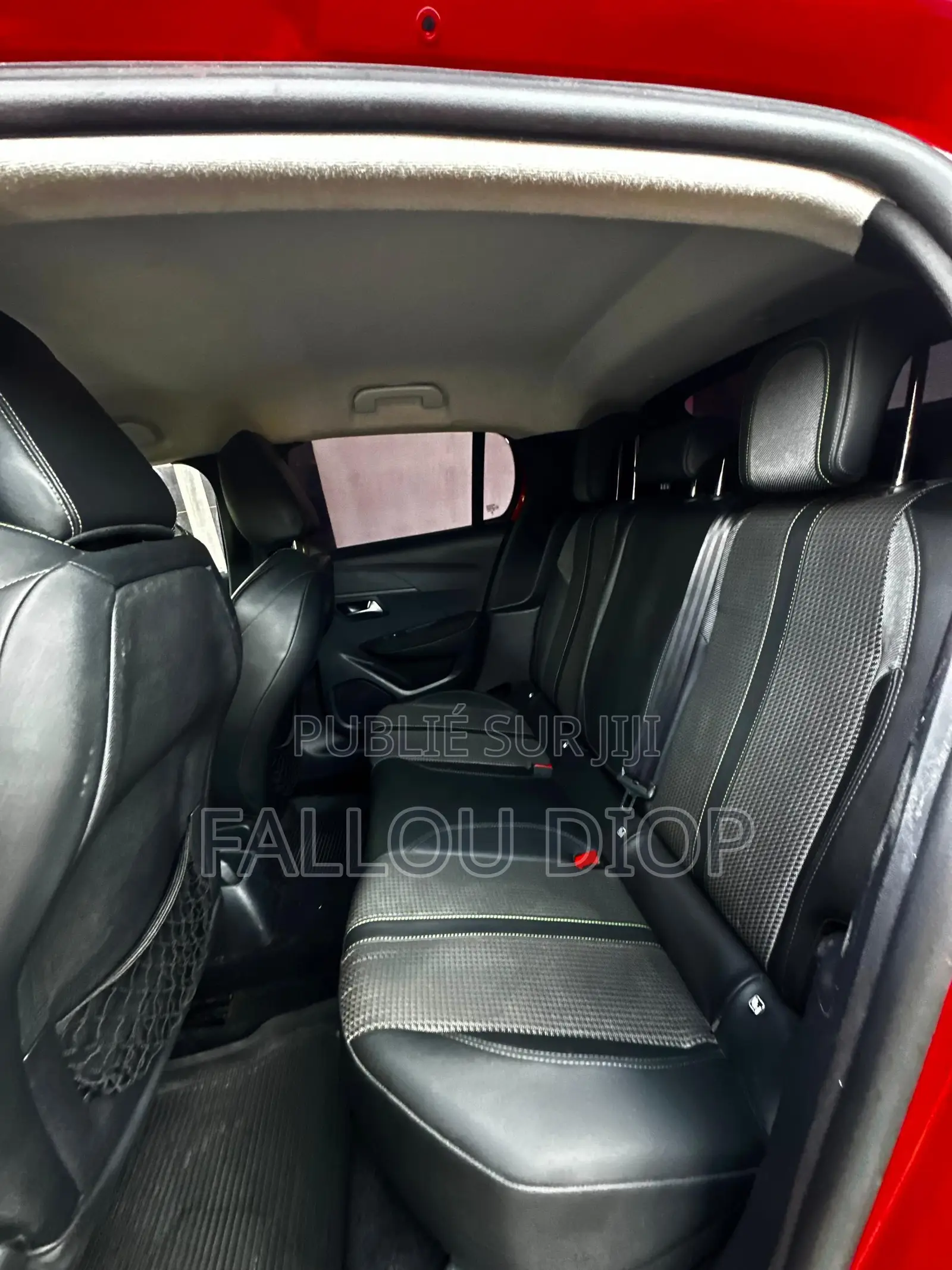 Peugeot 208 2023 Rouge