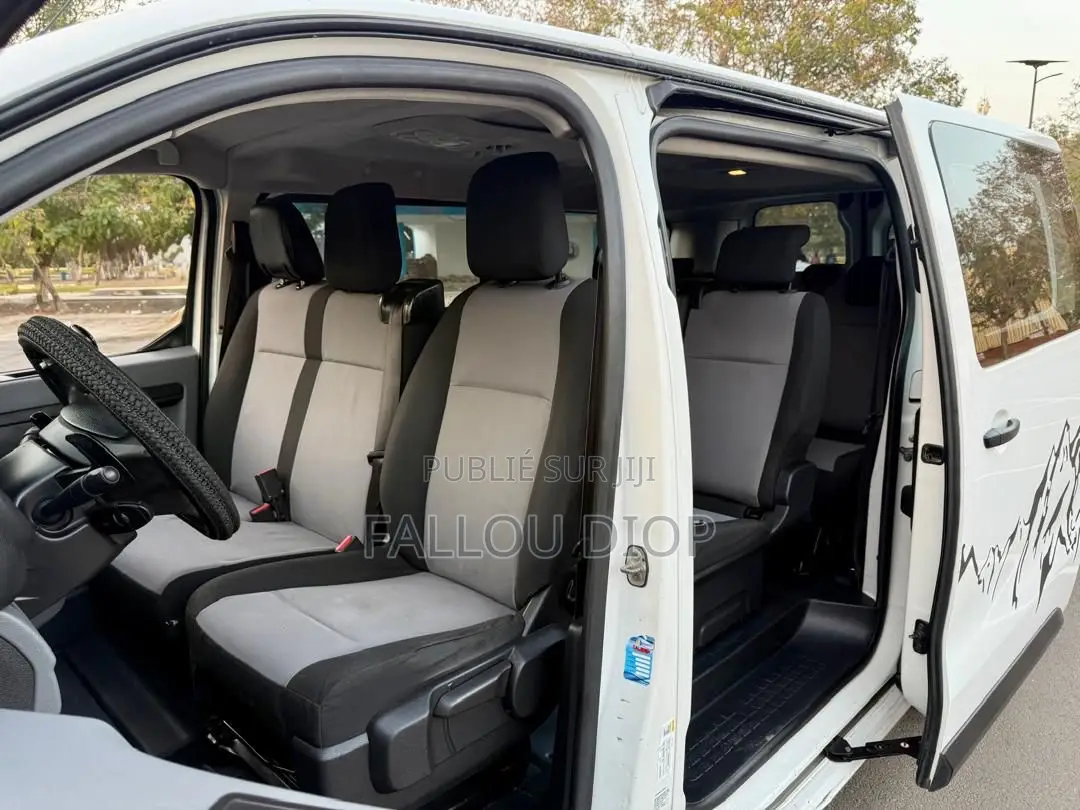 Peugeot Boxer 2018 Blanc