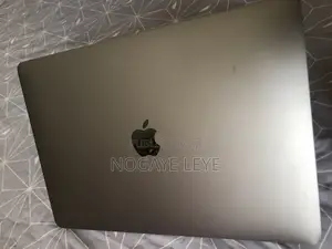 Ordinateur portable Apple MacBook Pro 2017 8GB Intel Core i5 HDD 500GB