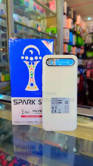 Nouveau Tecno Spark Slim 256 GB Blanc