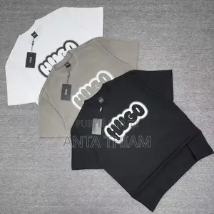 T-Shirt Hugo Amiri Et Autre