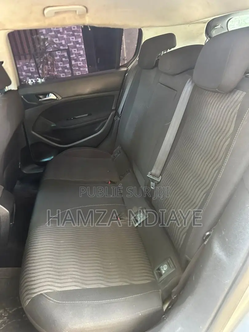 Peugeot 308 2014 Gris