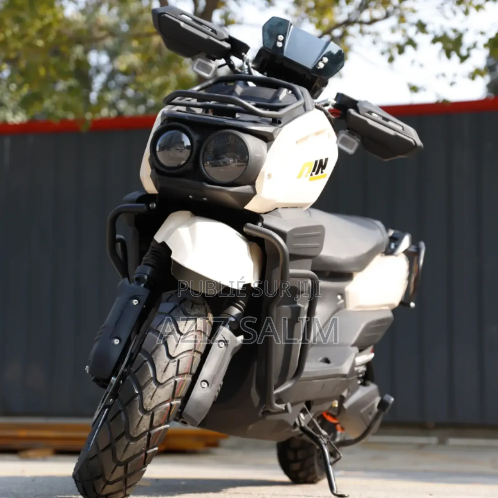 Nouveau Chasseur Cruiser 250cc 2025 Blanc