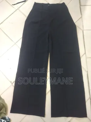 Des Pantalons Balarges Très Classes Disponible en Gros Et Détails