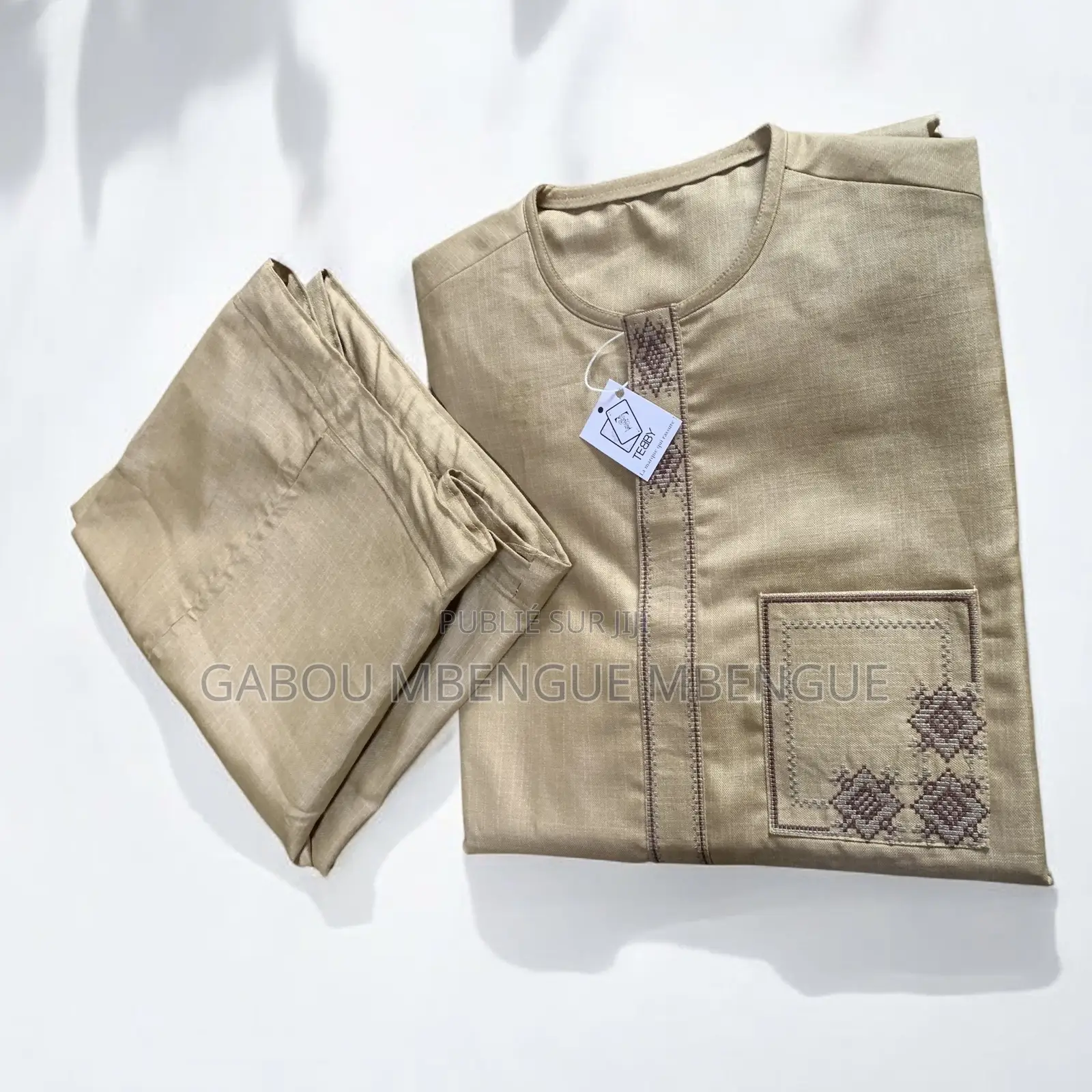 Des Costumes Africains De Hautes Qualités