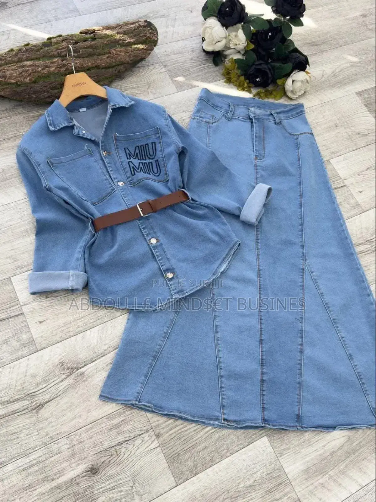 Ensemble Chemise Jupe Jean Avec Ceinture Disponible