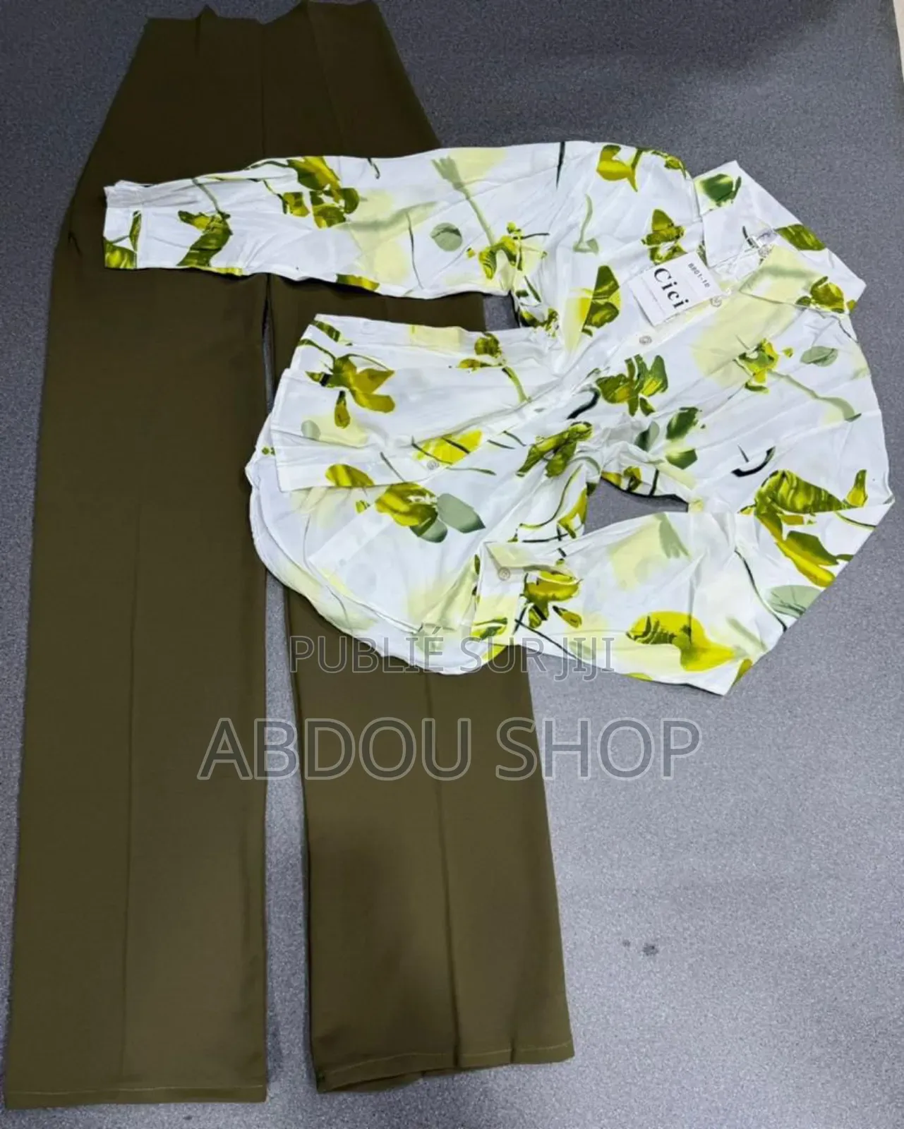 Ensemble Cici Bas Large Disponible