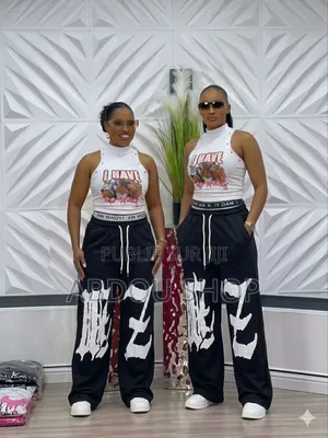 Ensemble Bas Large Body Crop Top Disponible