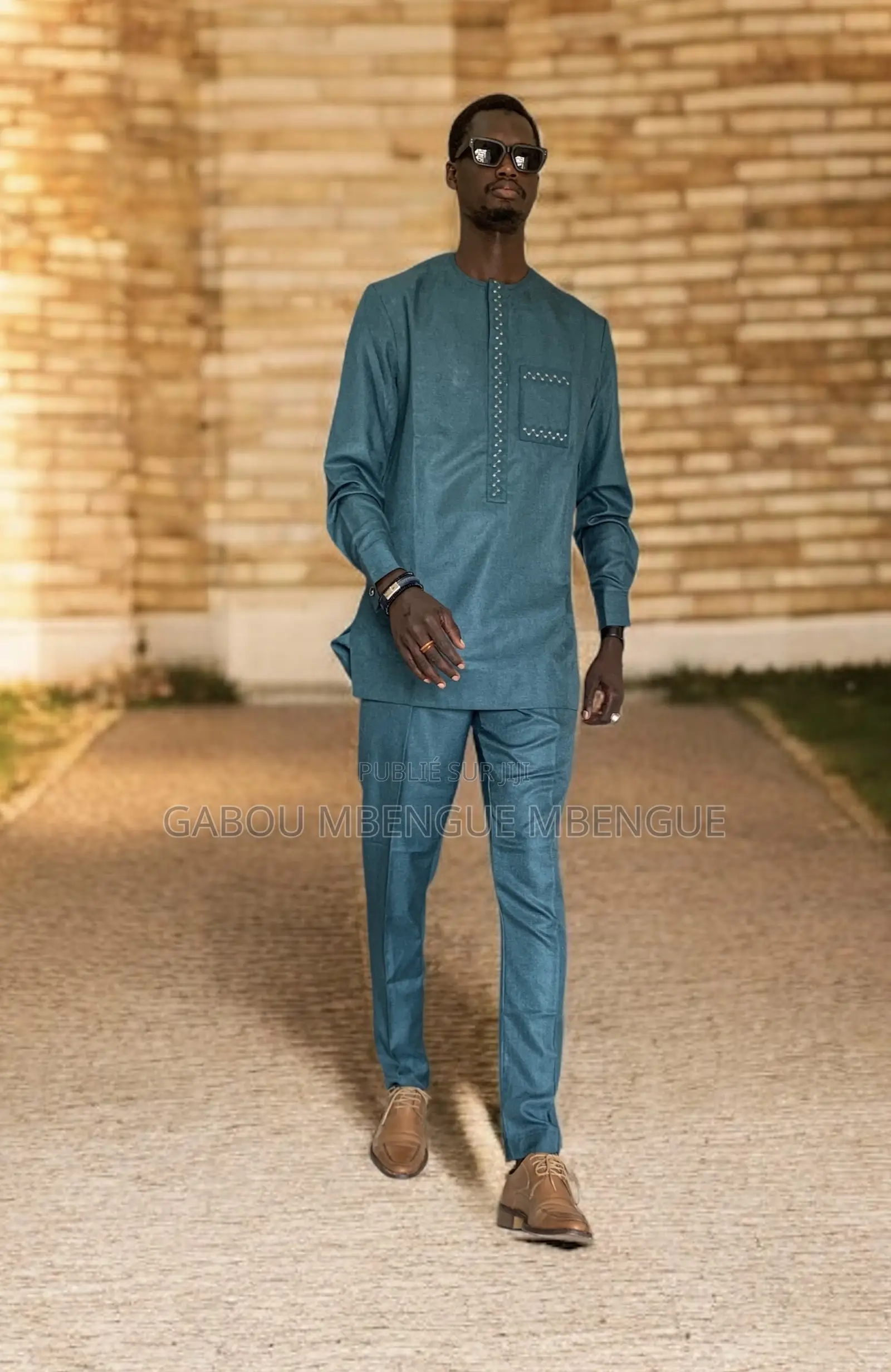 Des Costumes Africains De Hautes Qualités