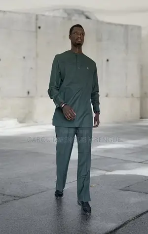 Des Costumes Africains De Hautes Qualités