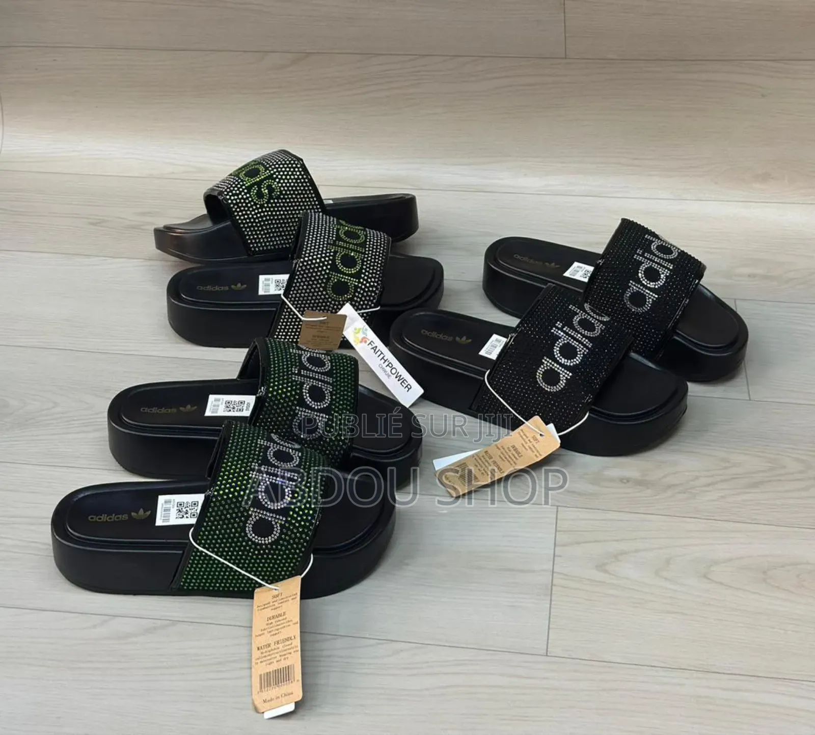 Shoes Sandale Adidas Original Qualité Disponible