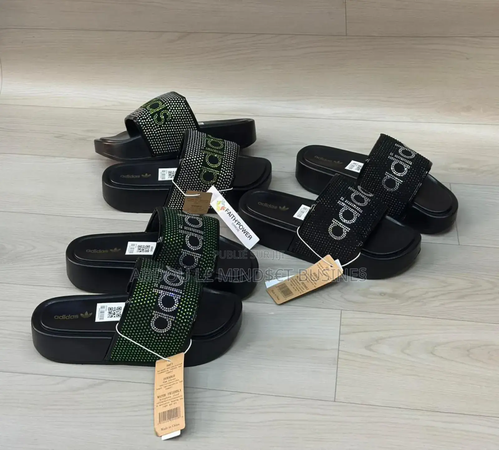 Shoes Sandale Adidas Original Qualité Disponible