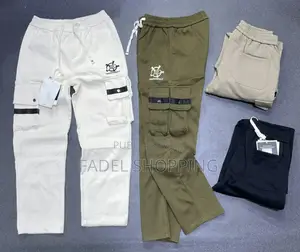 Des Vêtements Homme Et Femme Neuf Et Qualité