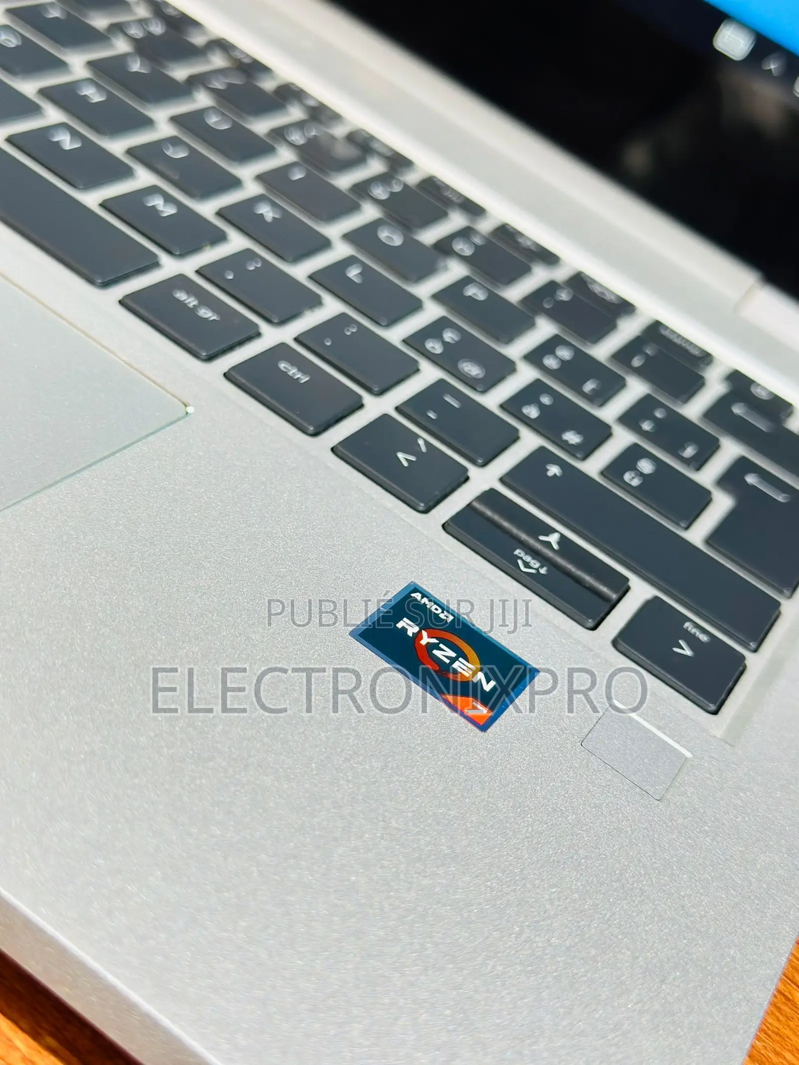 Ordinateur portable HP Pavilion 13 X360 8GB Intel Core i5 SSD 256GB