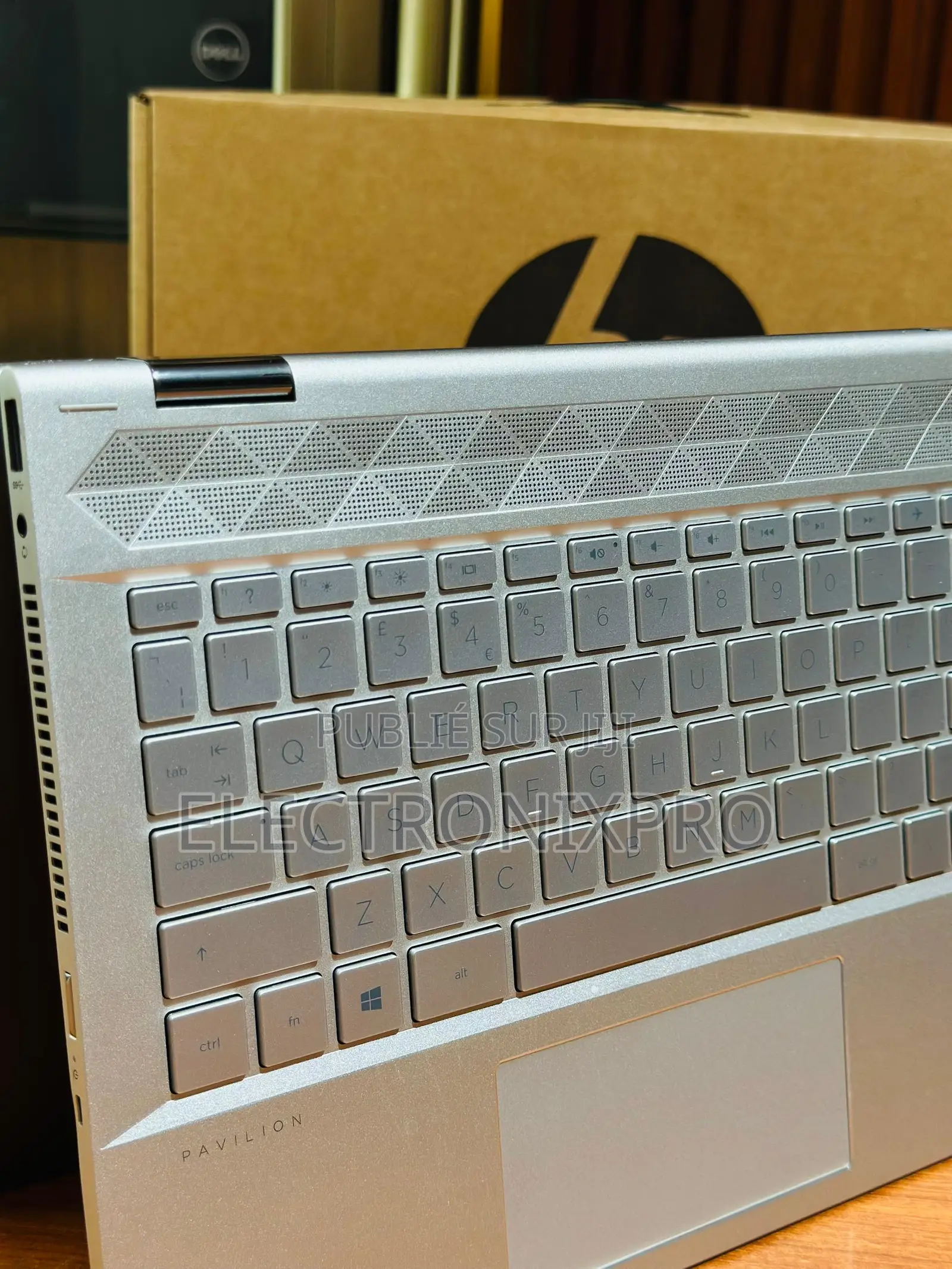 Ordinateur portable HP Pavilion 13 X360 8GB Intel Core i5 SSD 256GB