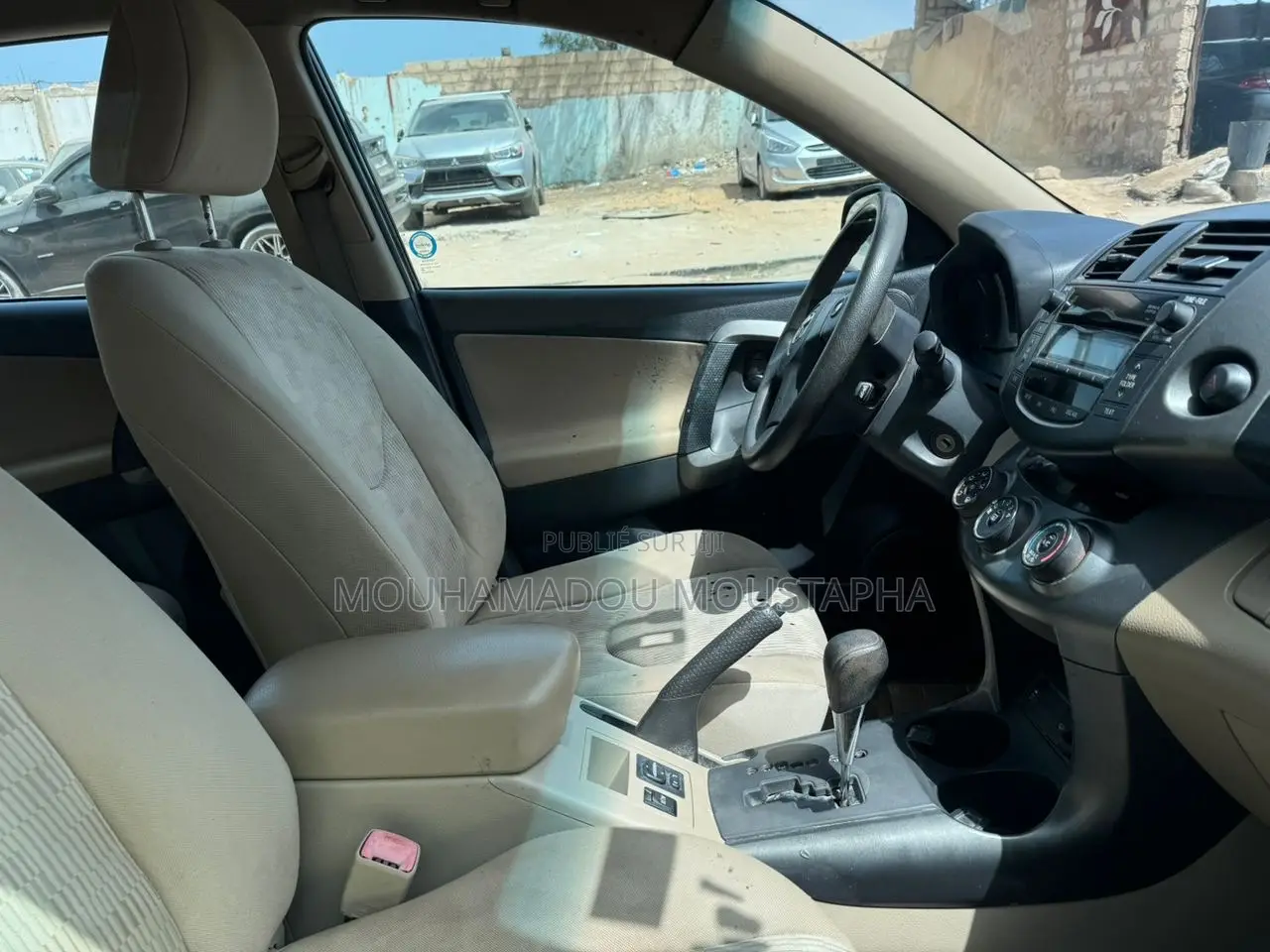 Toyota RAV4 LE 4dr SUV AWD (2.5L 4cyl 6A) 2015 Autre