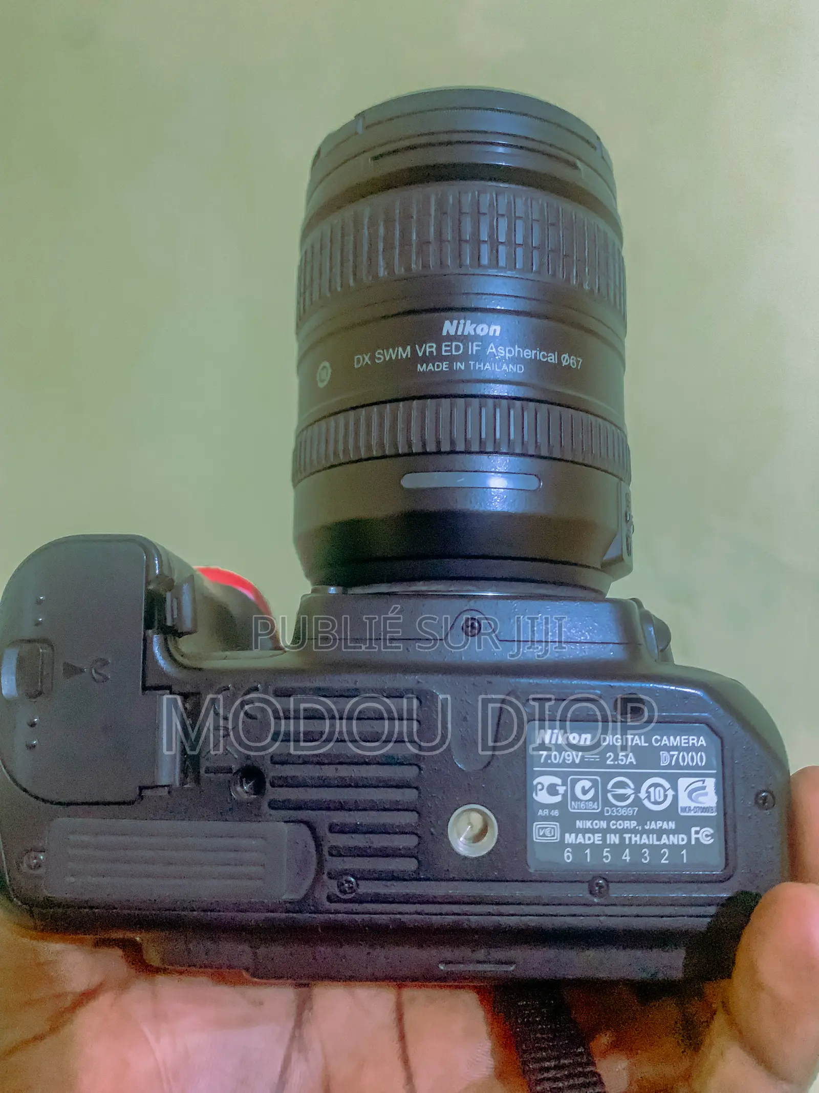 Nikon D7000 Avec 16-85mm Grand Angle Presque Neuf